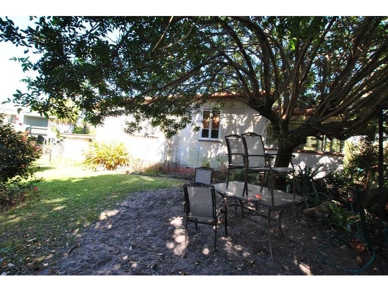 32 Regent Street, Caloundra QLD 4551