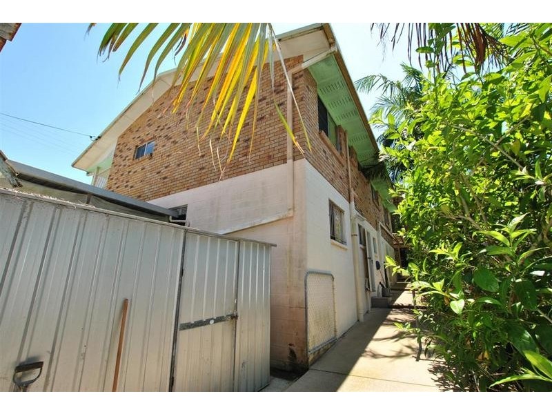 12 Regent Street, Caloundra QLD 4551