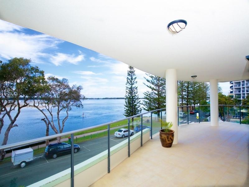 301/ 74 Golden Beach Esplanade, Golden Beach QLD 4551