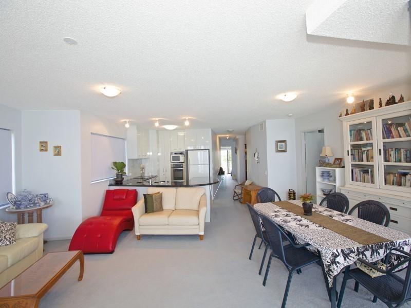 301/ 74 Golden Beach Esplanade, Golden Beach QLD 4551