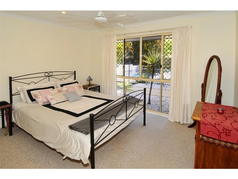 14 Rhodes Place, Aroona QLD 4551