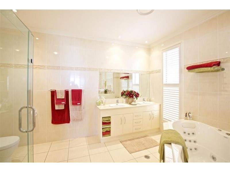 38 Ridgehaven Ct, Aroona QLD 4551
