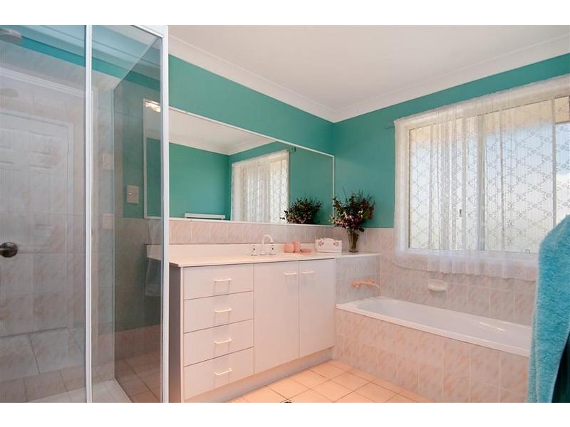 9 Ridgewood Road, Little Mountain QLD 4551