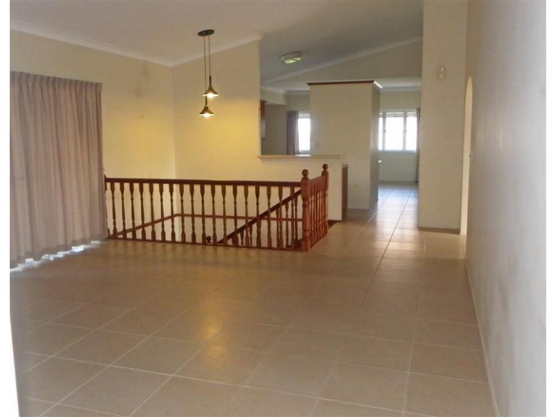 1 Ridgewood Road, Little Mountain QLD 4551