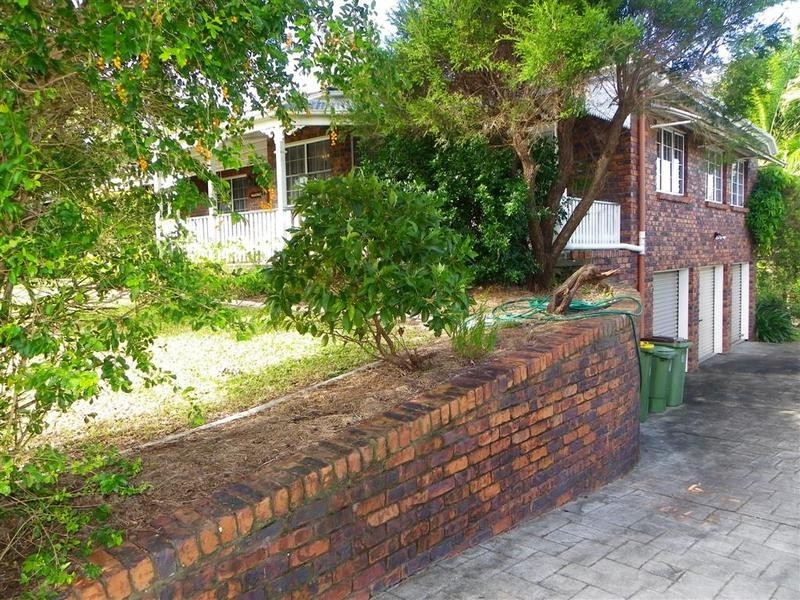 1 Ridgewood Road, Little Mountain QLD 4551