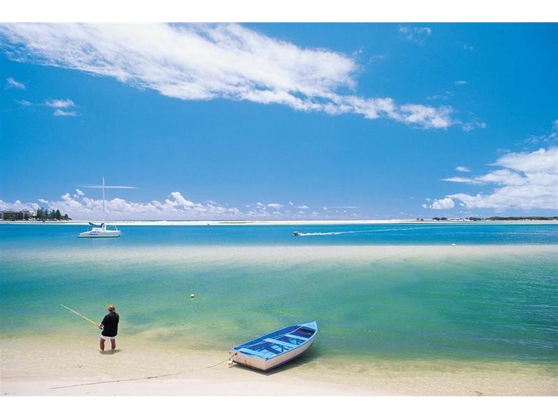 511/ 72 Golden Beach Esplanade, Golden Beach QLD 4551