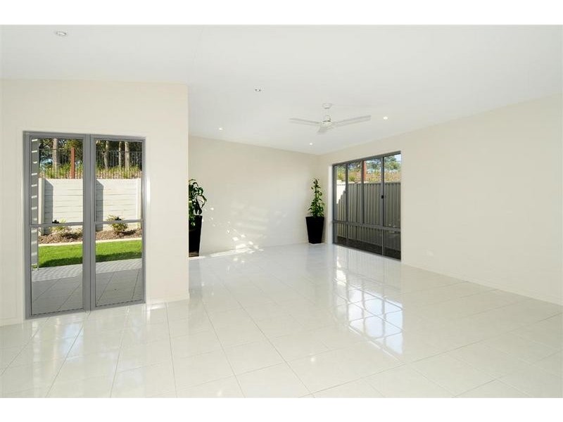 Little Mountain QLD 4551