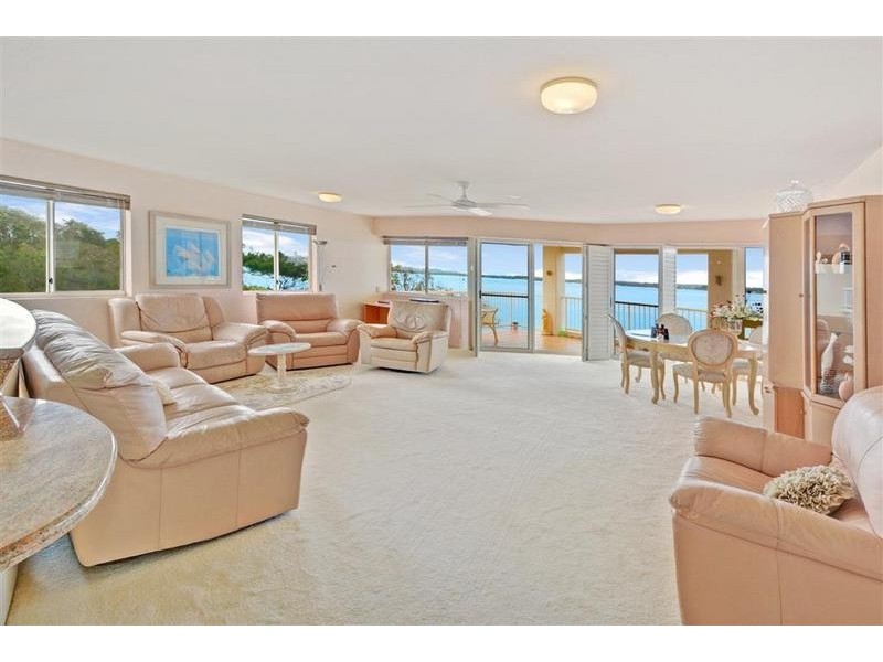 407/ 72 Esplanade, Golden Beach QLD 4551