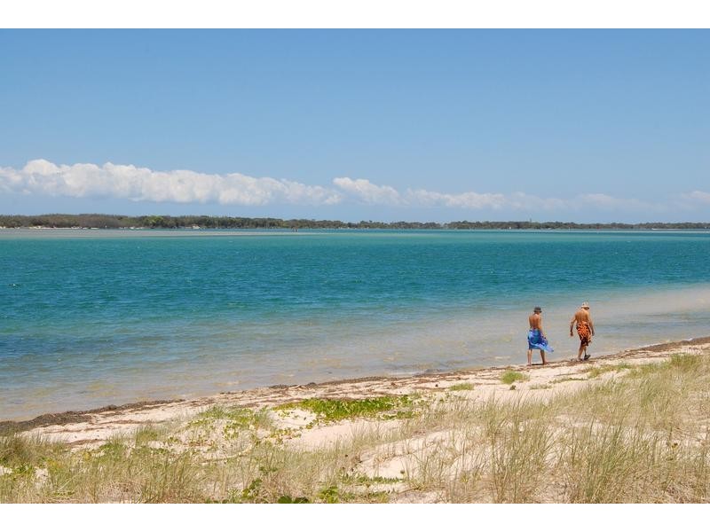 820/ 72 Esplanade, Golden Beach QLD 4551