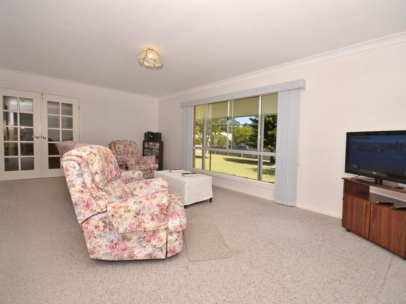 1A Rosegum Street, Little Mountain QLD 4551