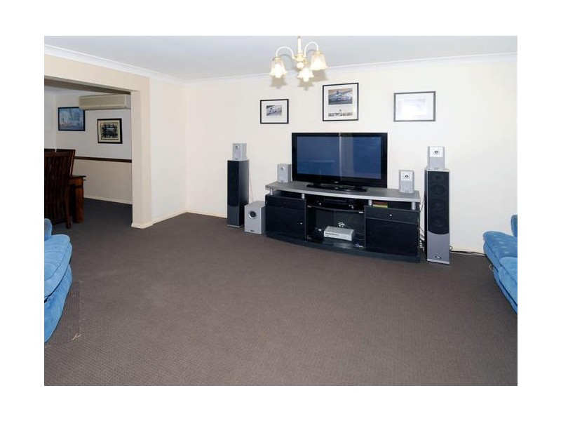16 Rosslare Street, Caloundra West QLD 4551