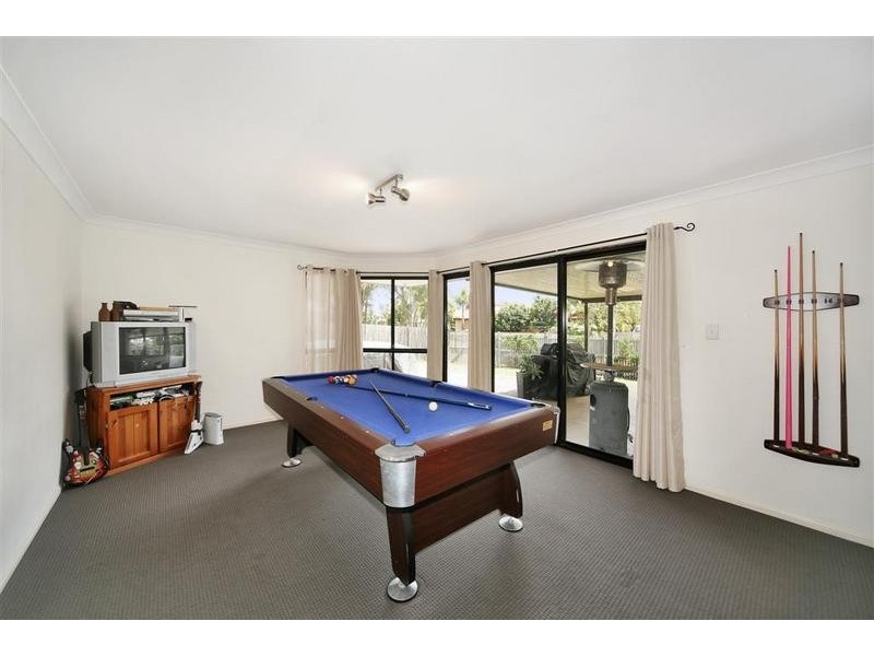16 Rosslare Street, Caloundra West QLD 4551