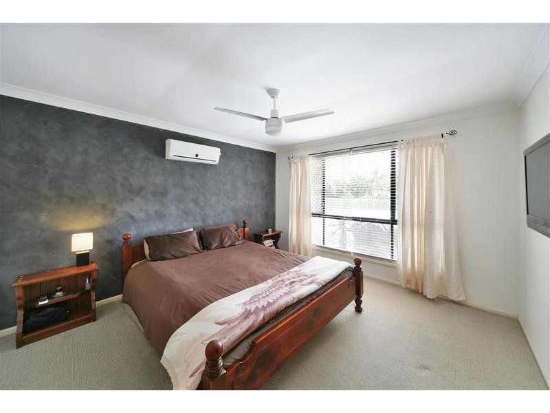 16 Rosslare Street, Caloundra West QLD 4551