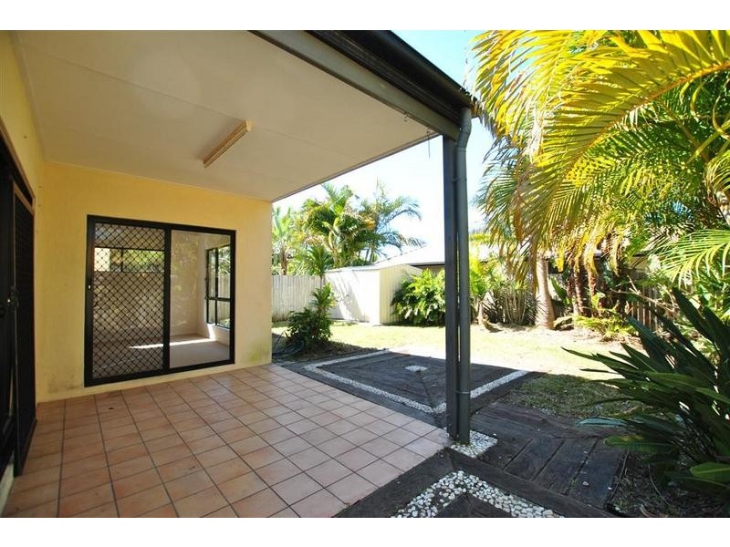 26 Rosslare Street, Caloundra West QLD 4551