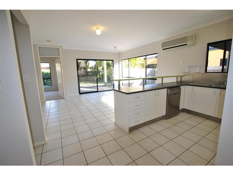 26 Rosslare Street, Caloundra West QLD 4551