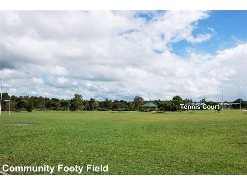 26 Rosslare Street, Caloundra West QLD 4551