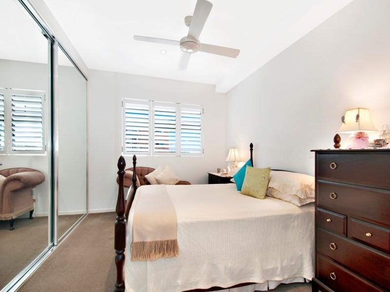 6/ 1 Esplanade, Golden Beach QLD 4551