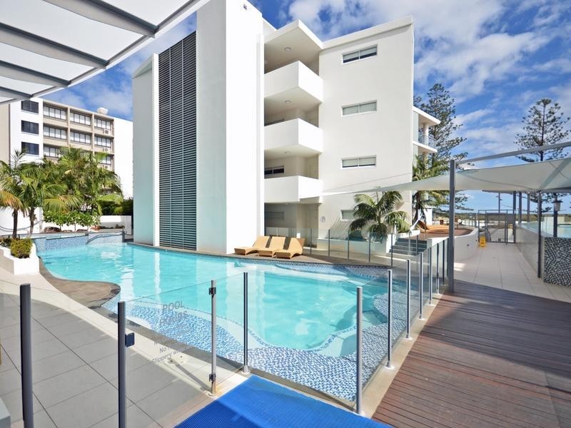 215/ 10 Leeding Terrace, Caloundra QLD 4551