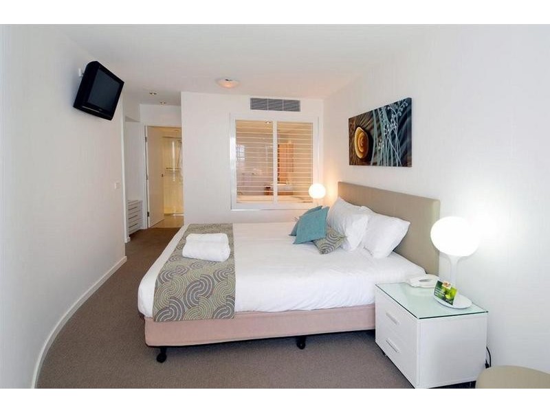 217/ 10 Leeding Terrace, Caloundra QLD 4551