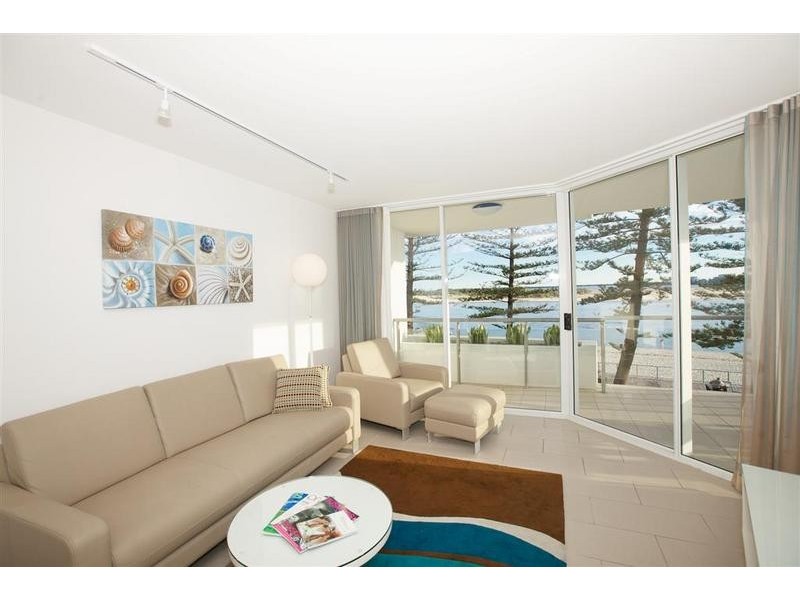 10 Leeding Terrace, Caloundra QLD 4551