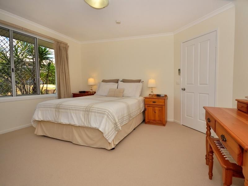 1 Ruskin Place, Aroona QLD 4551