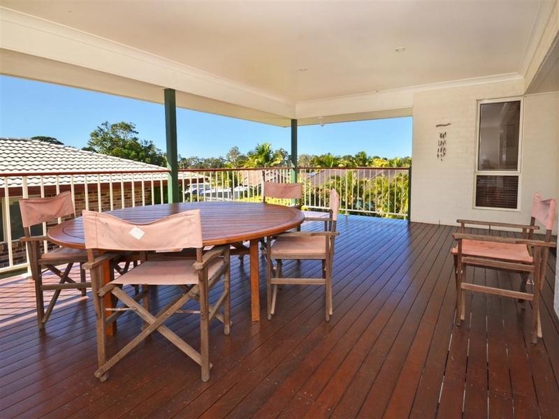 9 Ruskin Place, Aroona QLD 4551