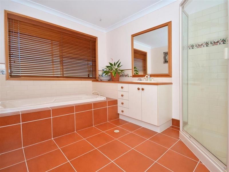 9 Ruskin Place, Aroona QLD 4551