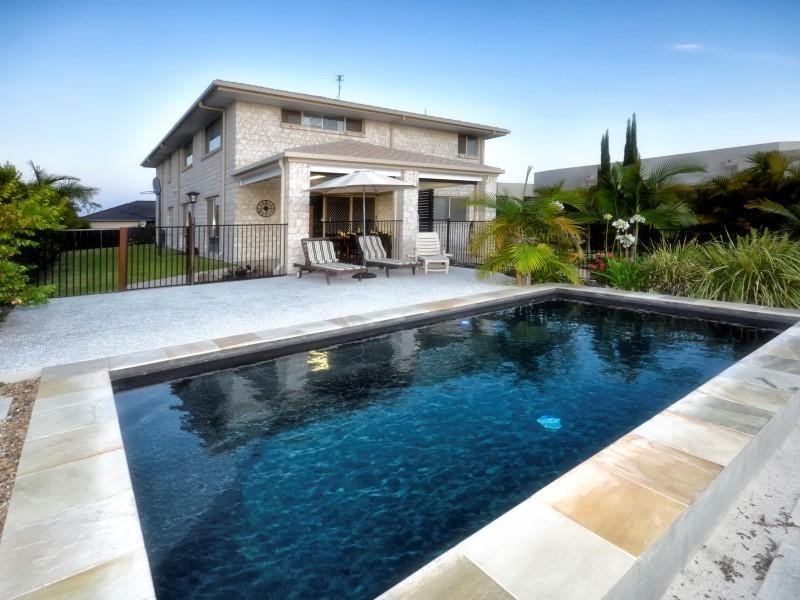 13 Rutherford Place, Pelican Waters QLD 4551
