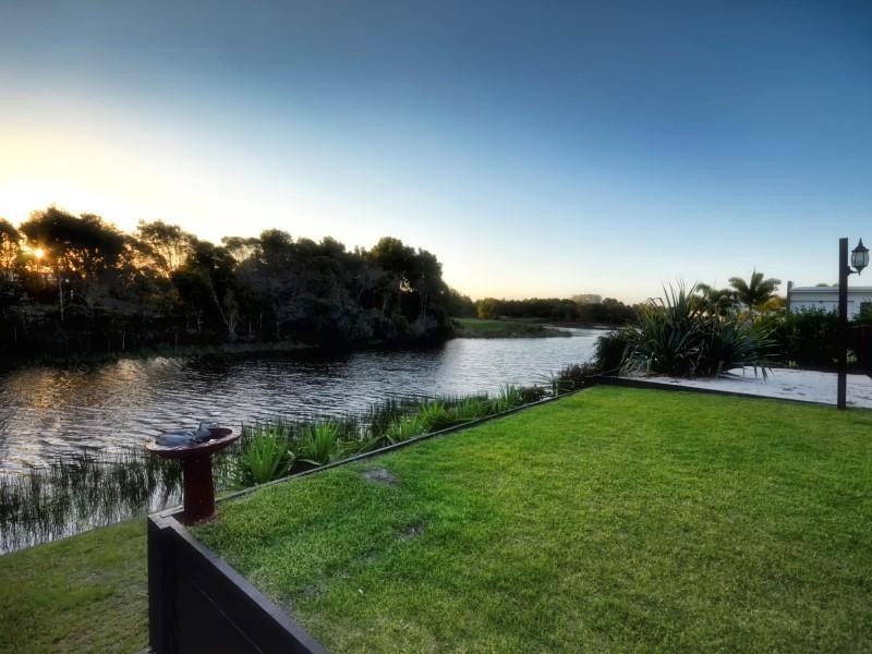 13 Rutherford Place, Pelican Waters QLD 4551