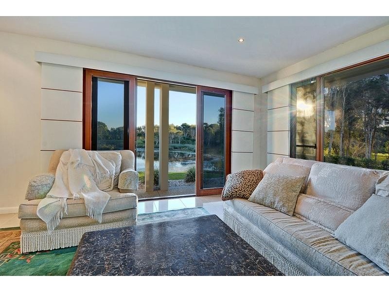 24 Rutherford Place, Pelican Waters QLD 4551