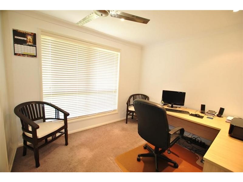 4 Rutherford Place, Pelican Waters QLD 4551