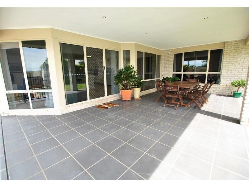 4 Rutherford Place, Pelican Waters QLD 4551