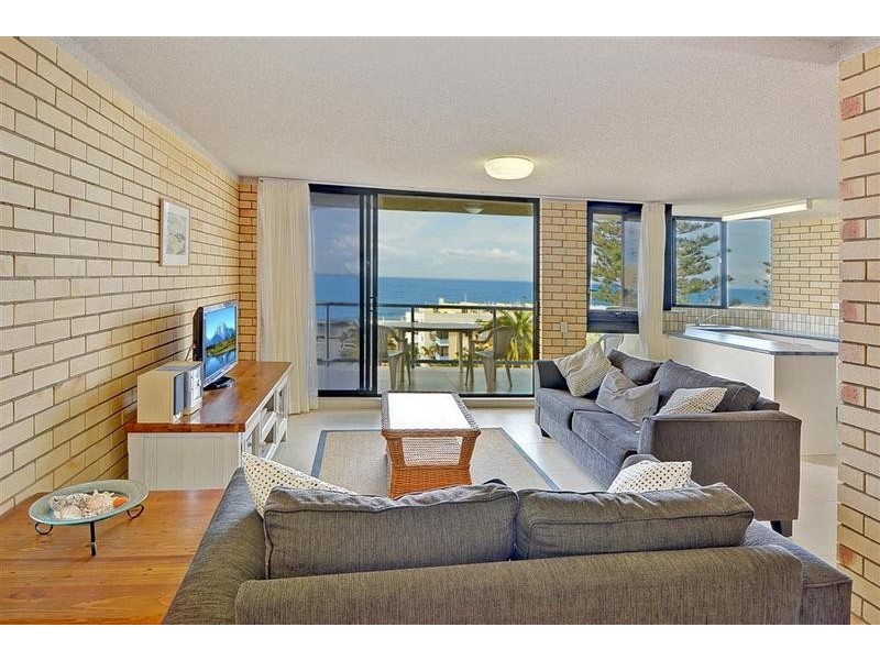 5/ 28 Mahia Terrace, Kings Beach QLD 4551