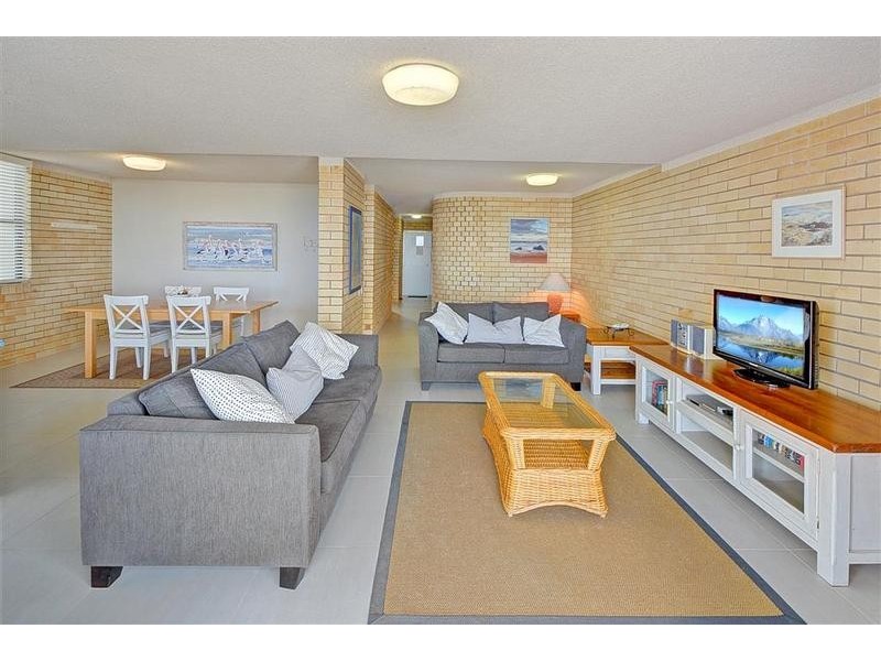 5/ 28 Mahia Terrace, Kings Beach QLD 4551