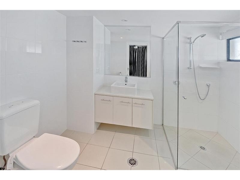 5/ 28 Mahia Terrace, Kings Beach QLD 4551