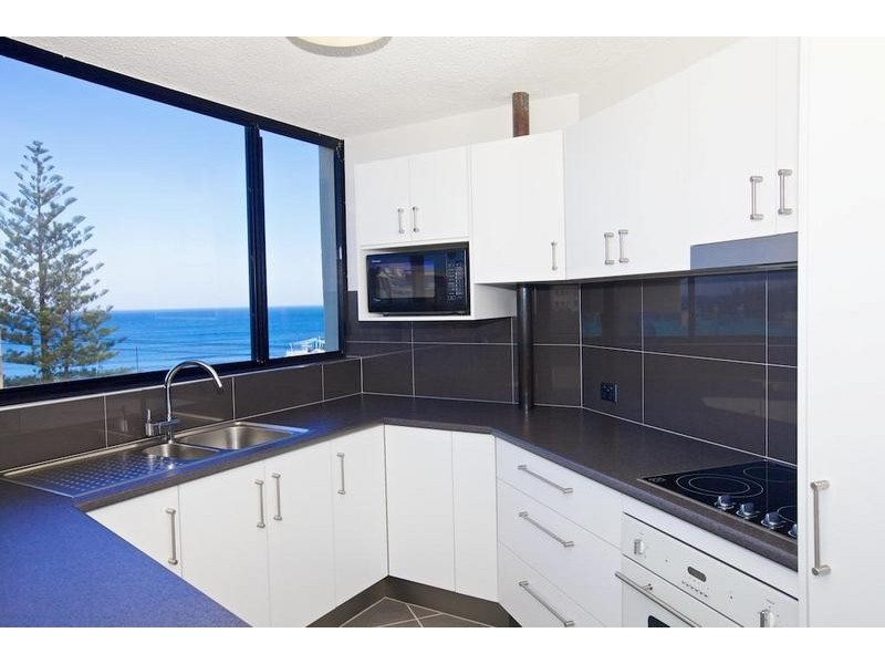 6/ 28 Mahia Terrace, Kings Beach QLD 4551