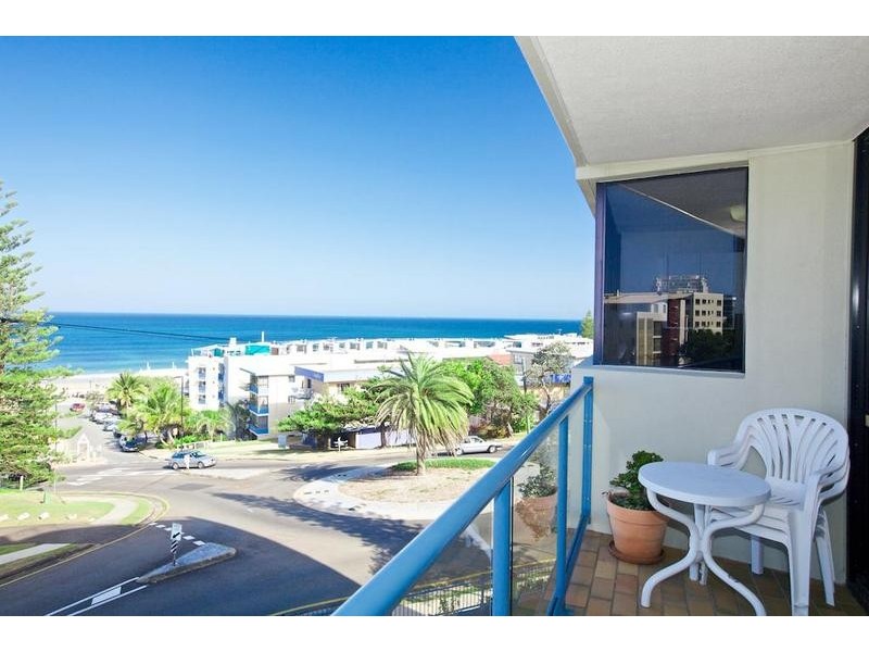 6/ 28 Mahia Terrace, Kings Beach QLD 4551