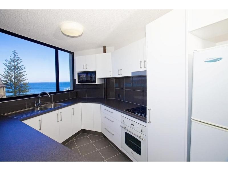 6/ 28 Mahia Terrace, Kings Beach QLD 4551