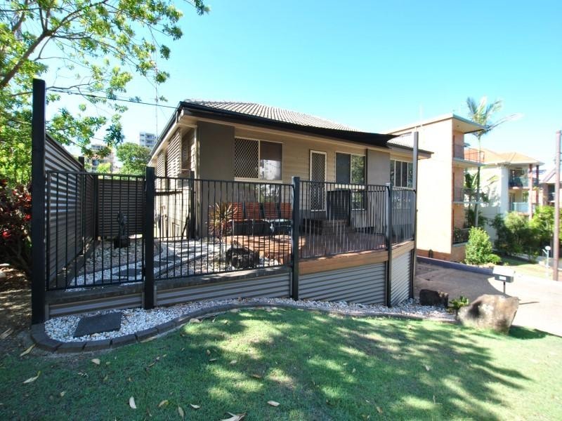 15 Saltair Street, Kings Beach QLD 4551