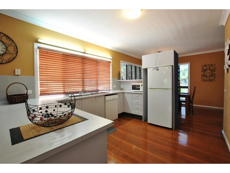 15 Saltair Street, Kings Beach QLD 4551