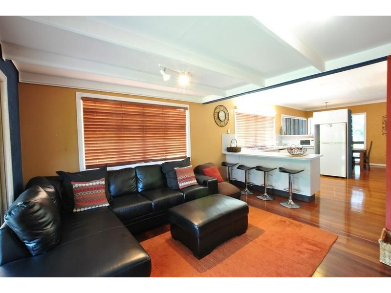 15 Saltair Street, Kings Beach QLD 4551