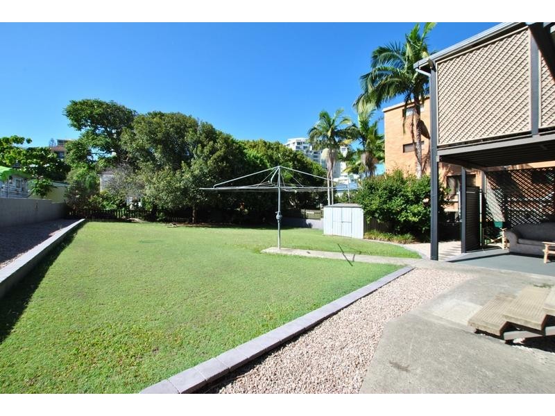 15 Saltair Street, Kings Beach QLD 4551