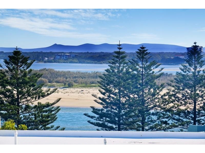 9/ 35 Lower Gay Terrace, Caloundra QLD 4551