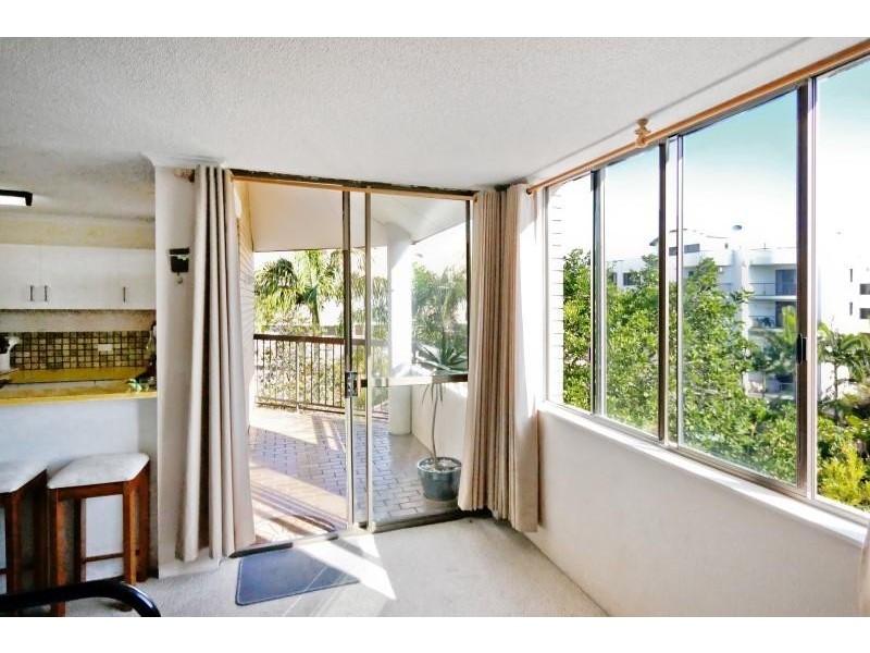 9/ 35 Lower Gay Terrace, Caloundra QLD 4551