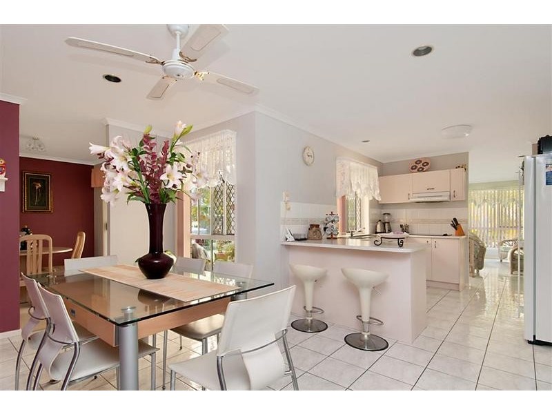 5 Sanctuary Place, Little Mountain QLD 4551