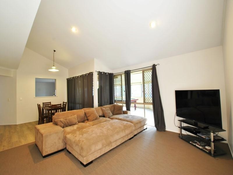 18 Sanderling Street, Aroona QLD 4551