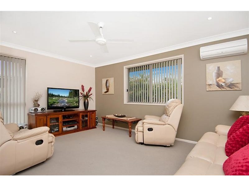 24 Satinash Street, Meridan Plains QLD 4551