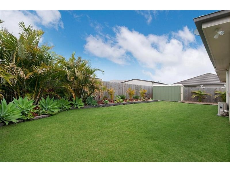 24 Satinash Street, Meridan Plains QLD 4551