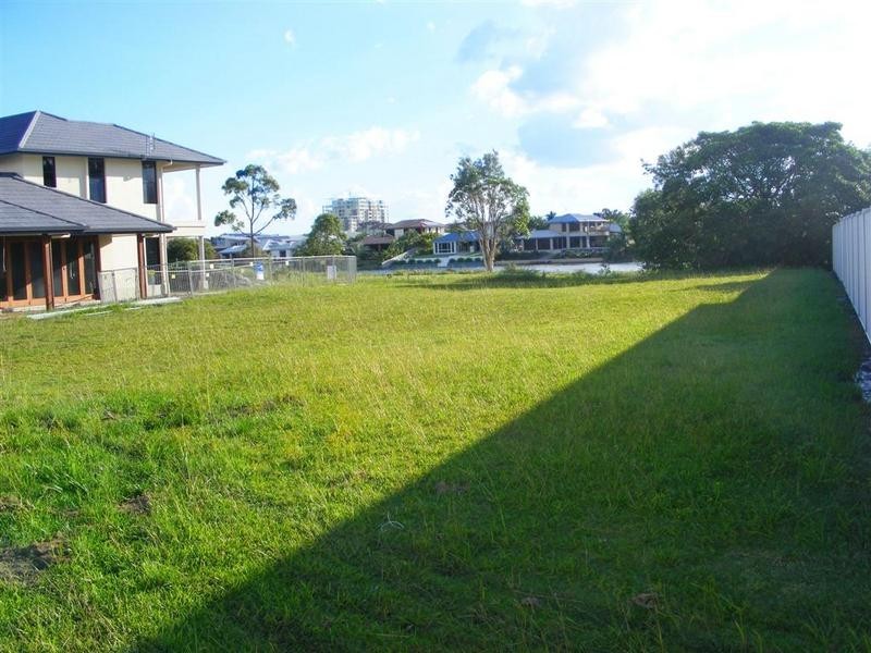 18 Scartree Street, Pelican Waters QLD 4551