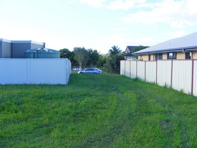 18 Scartree Street, Pelican Waters QLD 4551